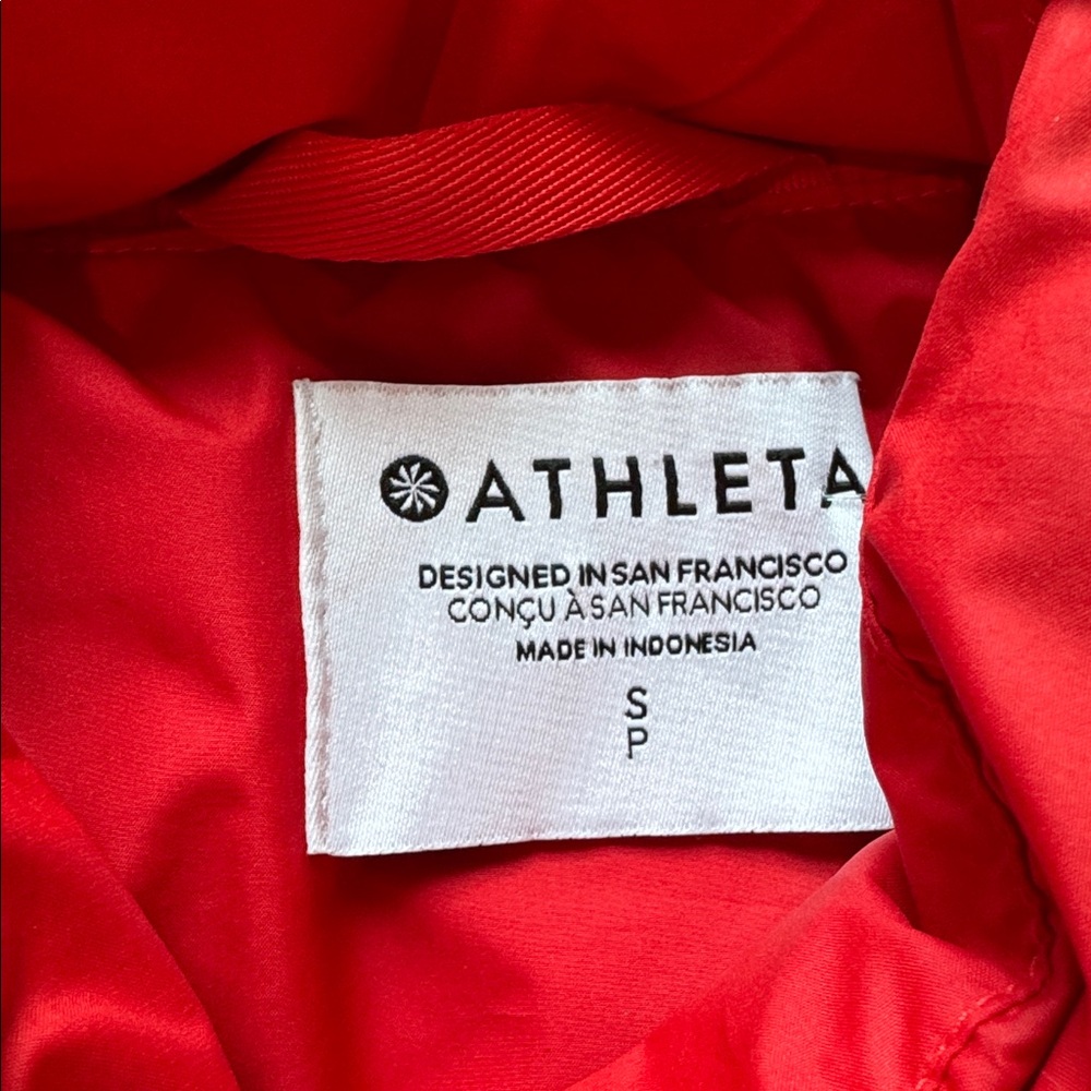Athleta Bold Red Cropped Down Puffer Jacket Small - Picture 2 of 4